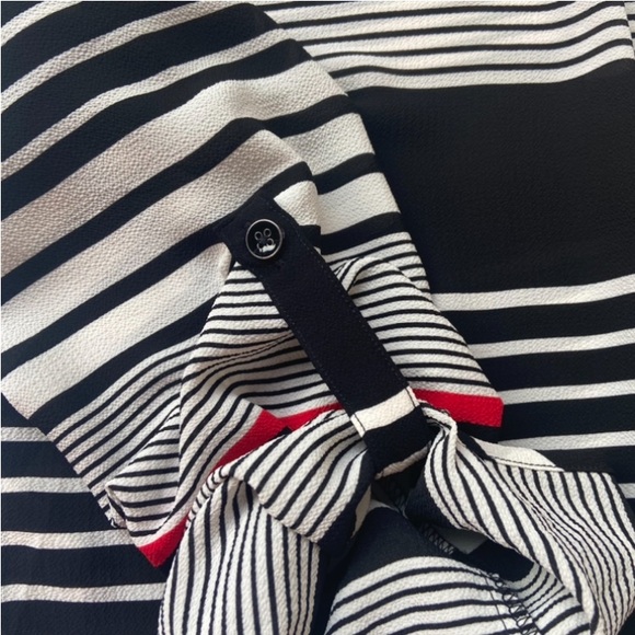 CHICO’S Striped Long Roll Tab Sleeve Button Down Career Wear Blouse Size 0 or XS - Picture 10 of 15
